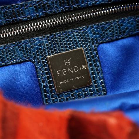 borsa fendi imitazuone fatta bene|Come riconoscere una borsa Fendi originale! .